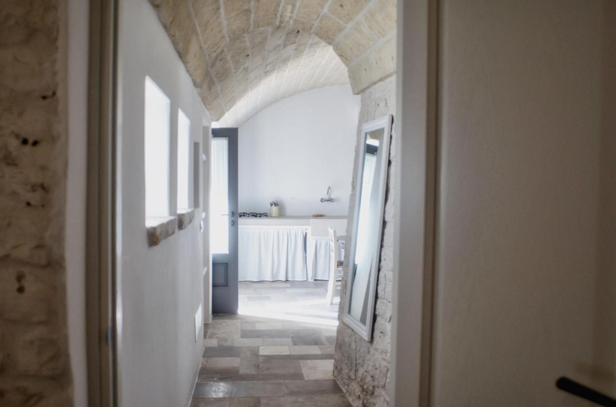Borgo Santa Clara Apartment Cisternino Bagian luar foto