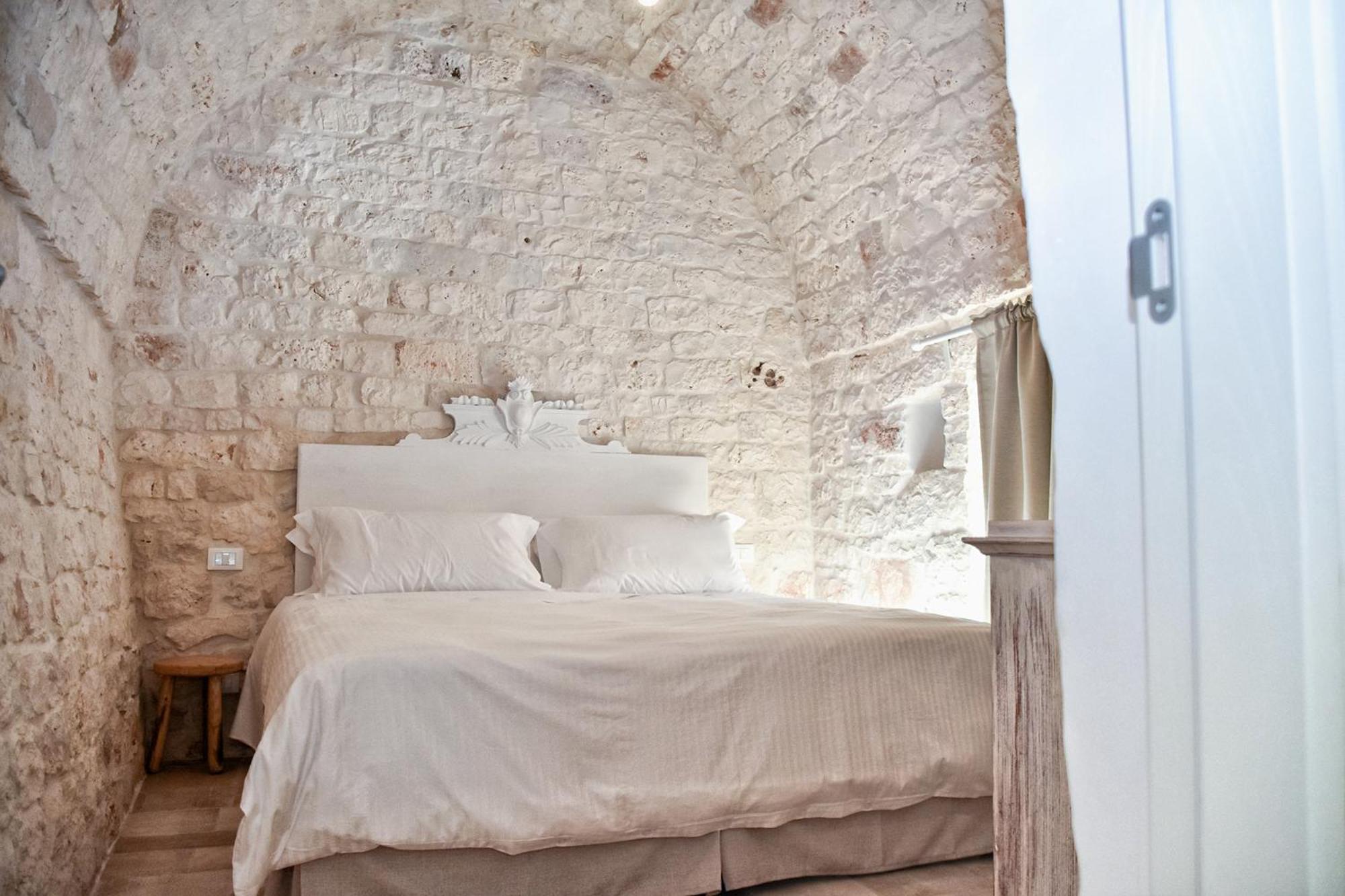 Borgo Santa Clara Apartment Cisternino Bagian luar foto