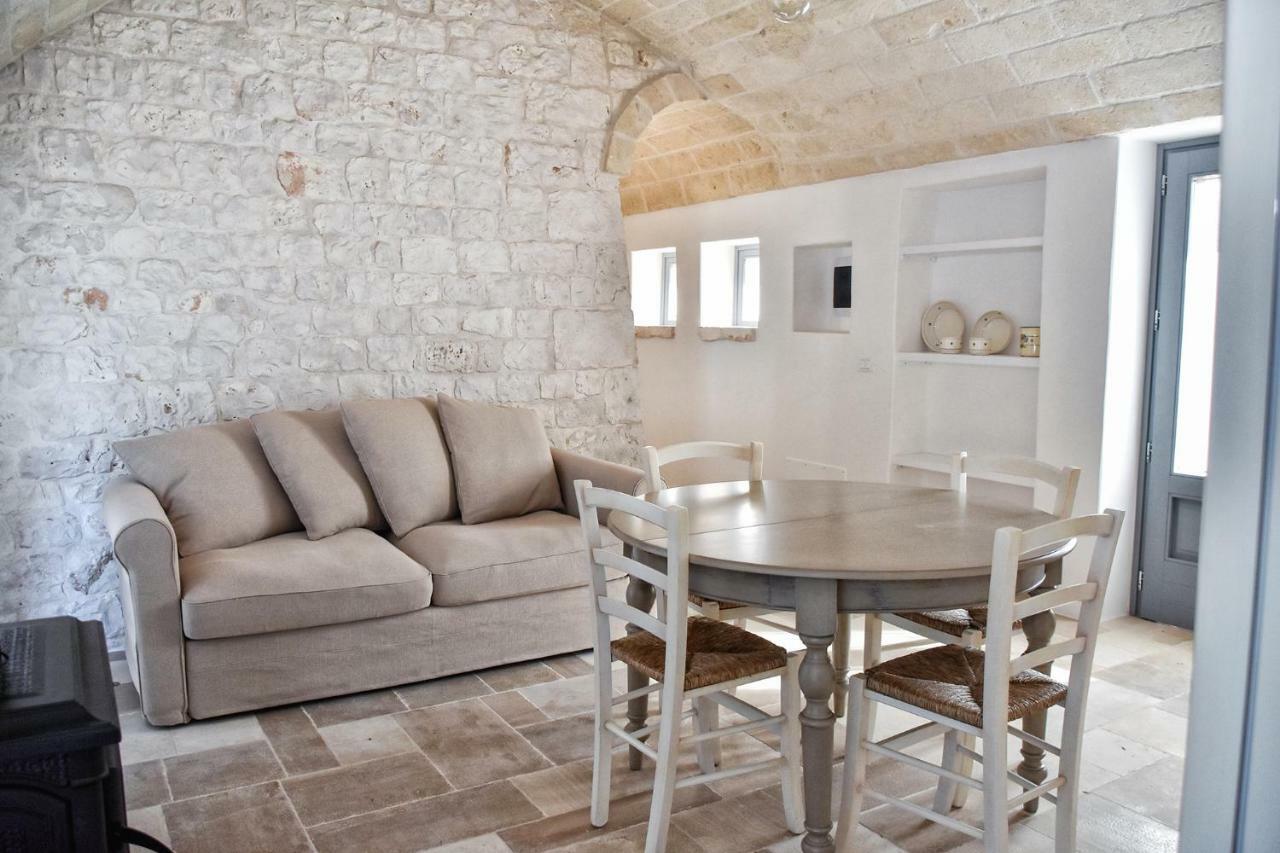 Borgo Santa Clara Apartment Cisternino Bagian luar foto
