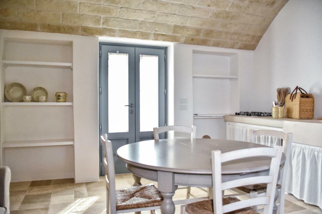 Borgo Santa Clara Apartment Cisternino Bagian luar foto