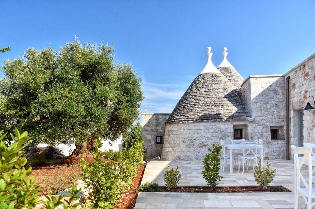 Borgo Santa Clara Apartment Cisternino Bagian luar foto