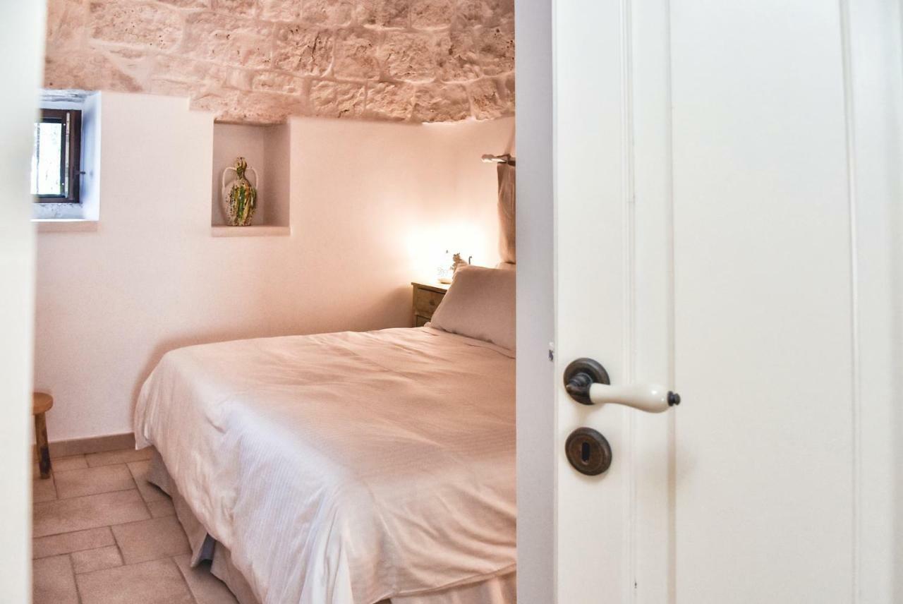Borgo Santa Clara Apartment Cisternino Bagian luar foto
