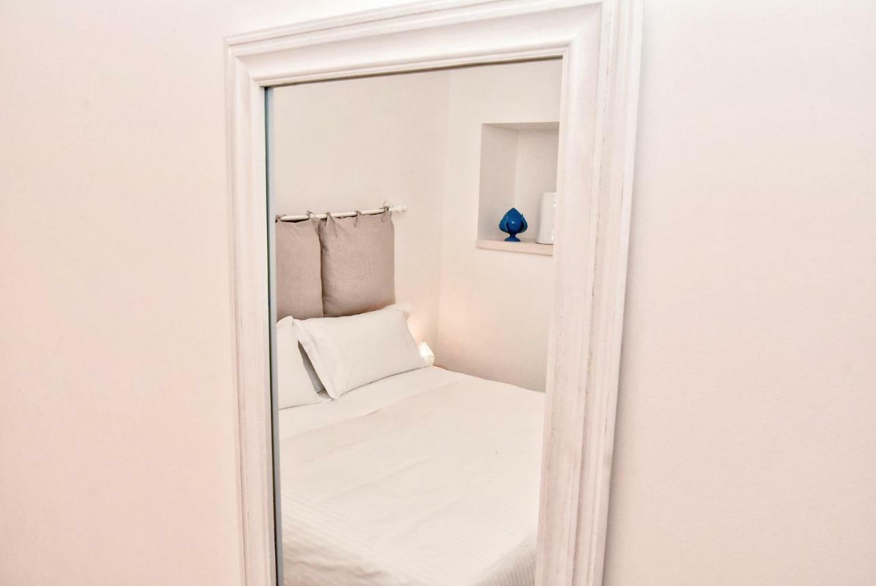 Borgo Santa Clara Apartment Cisternino Bagian luar foto